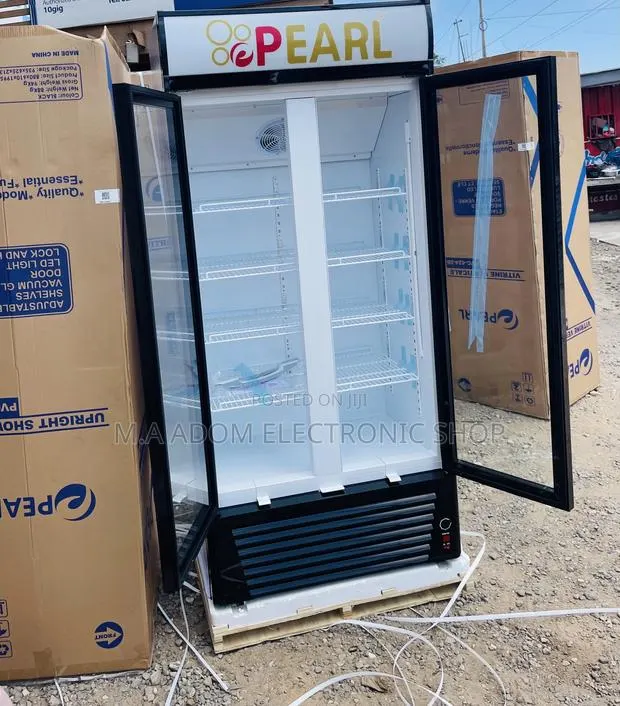 Classic Design Pearl PVC 622 500L 2 Door Display Fridge. · Photo 1