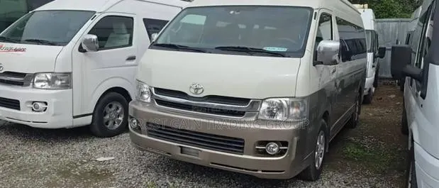 Toyota HiAce 2014 Grey · Photo 3