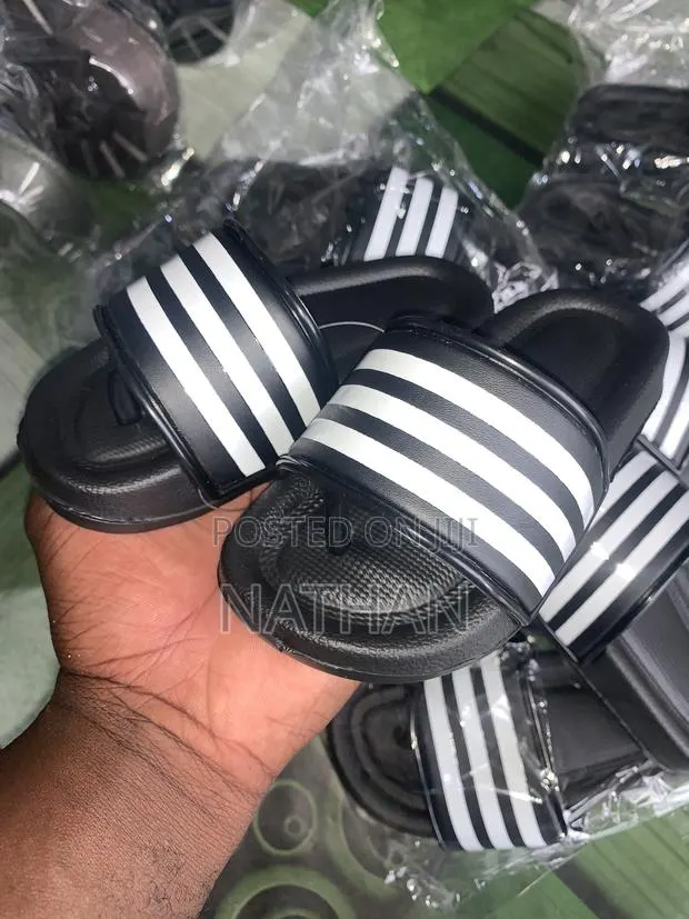 Children Slippers · Photo 1