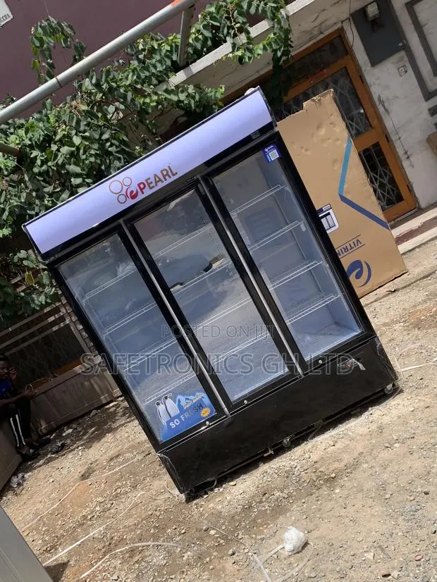 Zealous New Pearl PVC-150 Display Fridge · Photo 1