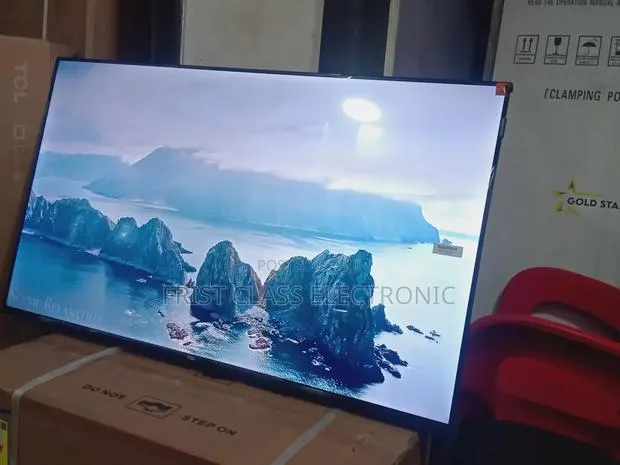 TCL 43-Inch Qled Smart Tv,Tv That Transforms Wall Into Window of Light · Photo 1