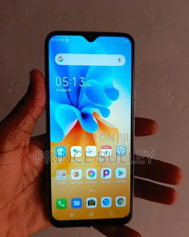 Tecno Spark 7P 64 GB Silver · Photo 1