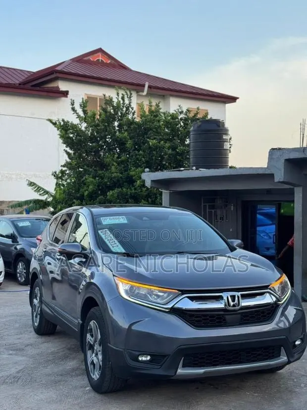 Honda CR-V 2019 Gray · Photo 1