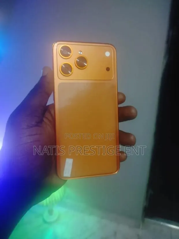 Oppo A17 128 GB Orange · Photo 1