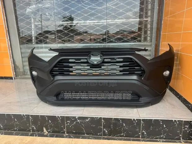 Toyota RAV4 2020 Front Bumper · Photo 1
