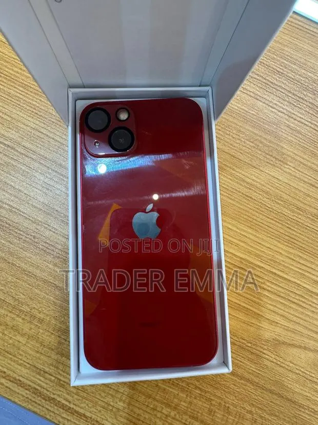 Apple iPhone 13 128 GB Red
