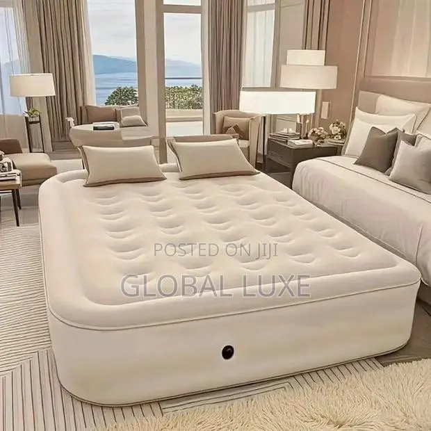 Double Inflatable Bed With Built-in Pump – Comfortable Air Mattress · Photo 1