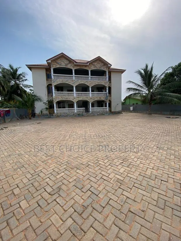 2bdrm Apartment in Adenta Foster Home for rent · Photo 1