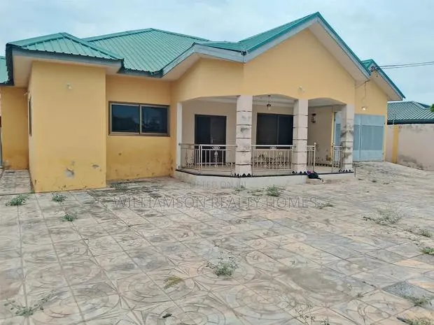 4bdrm House in Spintex Main Road for rent · Photo 1