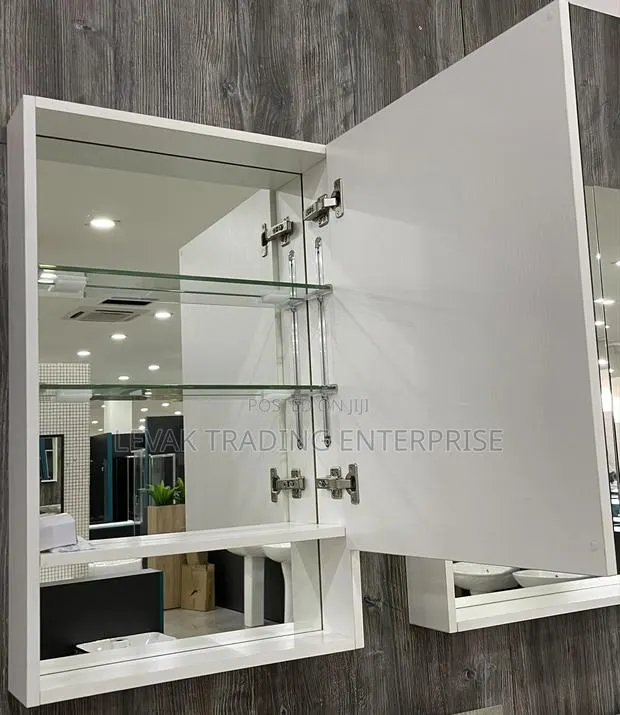 Cabinet Mirror _ Mirror With Shelves · Photo 1