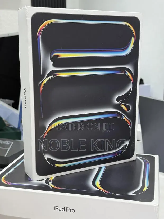New Apple iPad Pro 13 (2024) 1 TB Black · Photo 1
