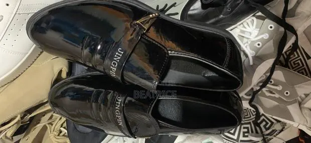 Quality Kinds Of Shoes · Photo 1