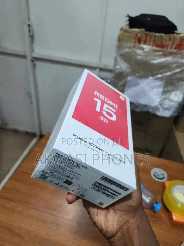 New Xiaomi Redmi 15 256 GB Red · Photo 1