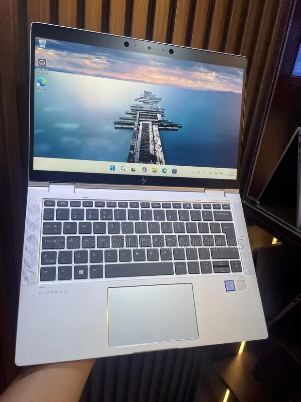 Laptop HP EliteBook X360 1030 G3 8GB Intel Core i5 SSD 256GB · Photo 1