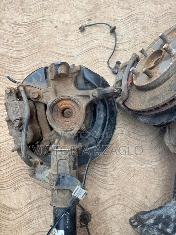 HONDA ODYSSEY 2009,2010,2011 Front Shocks · Photo 1