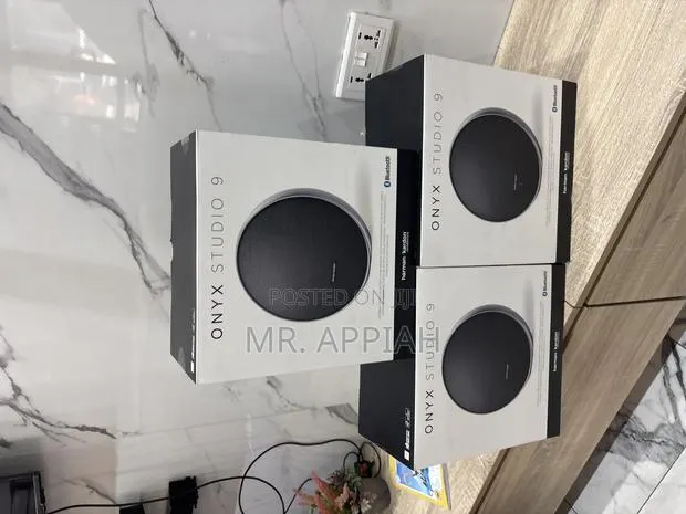 Get Affordable Onyx 9 Portable Bluetooth Speaker · Photo 1