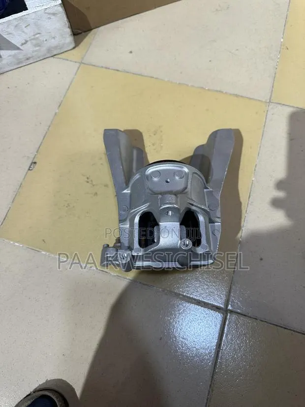 Honda Civic 2017 2018 2019 Engine Seat · Photo 1