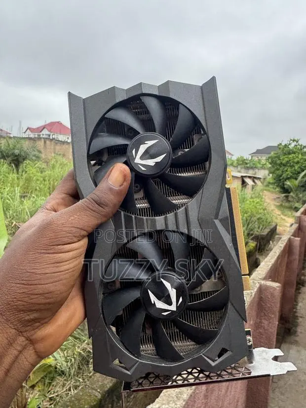 Zotec GTX 1660 · Photo 1