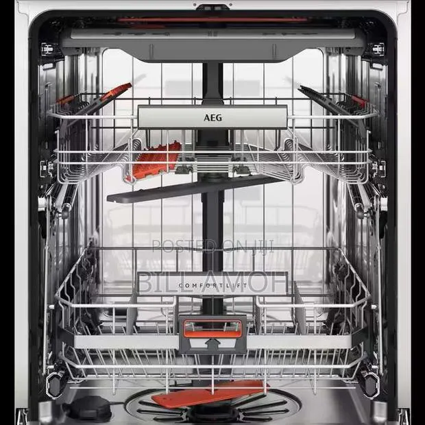 AEG – Stylish Undermount Dishwasher With Space for 14 Place Settings · Photo 1