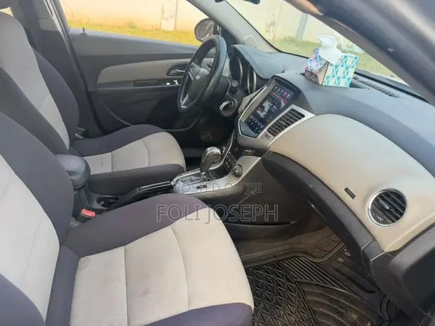 Chevrolet Cruze 2014 Silver · Photo 1