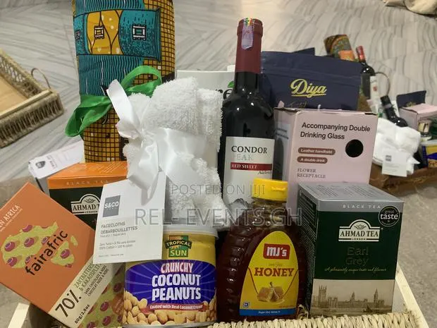 Hampers for Sale · Photo 1
