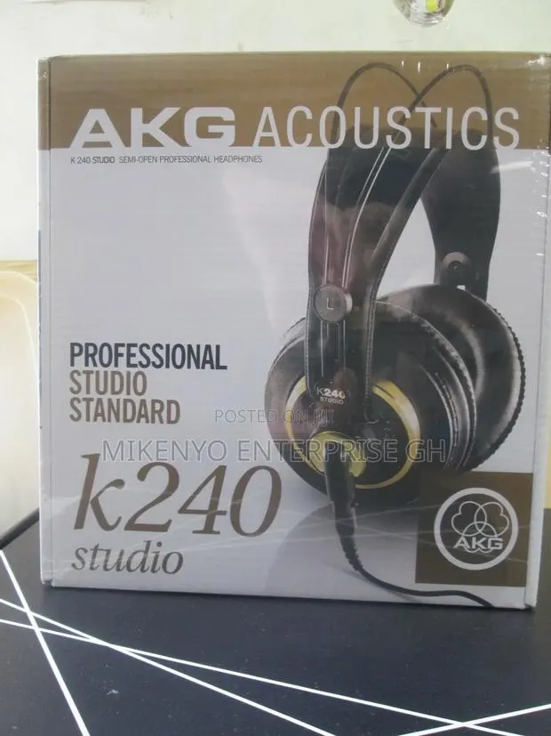 Akg Studio Professional Semi-Open Stereo Headphones · Photo 1