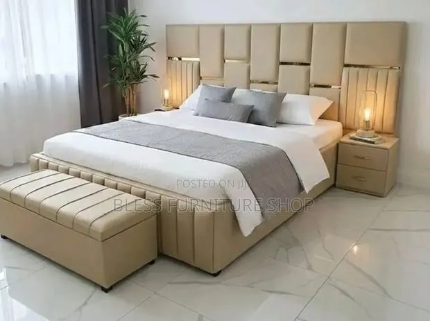 Queen and King Design Queen Size Bed Frame With Side Drawers and Ottom · Photo 1