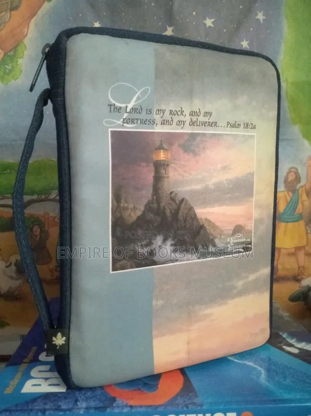 The Jeremiah Study Bible, NKJV: In Scripture Bag: What It Says. · Photo 1