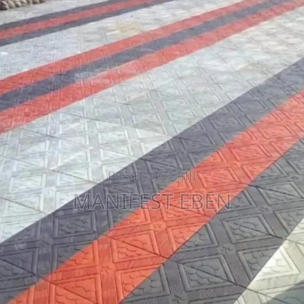 Floor Slabs for Your Compounds and Car Parks Production. · Photo 1