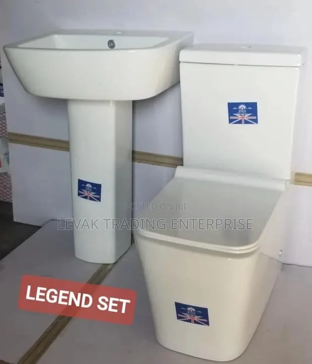 German Water Closet , Toilet Seat Wc · Photo 1