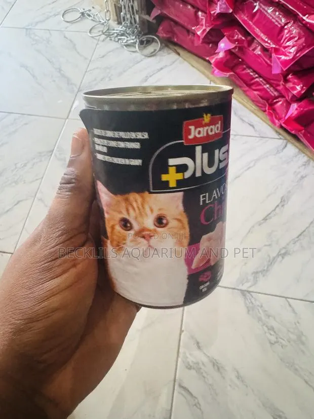 Chicken Flavored Cat Food · Photo 1
