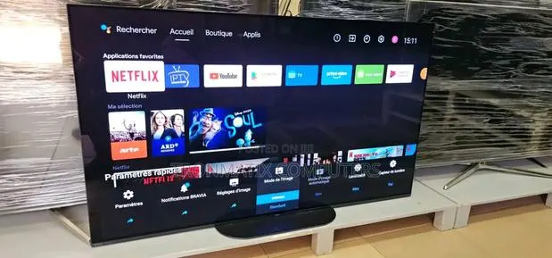 Smart Tv With Remote · Photo 1