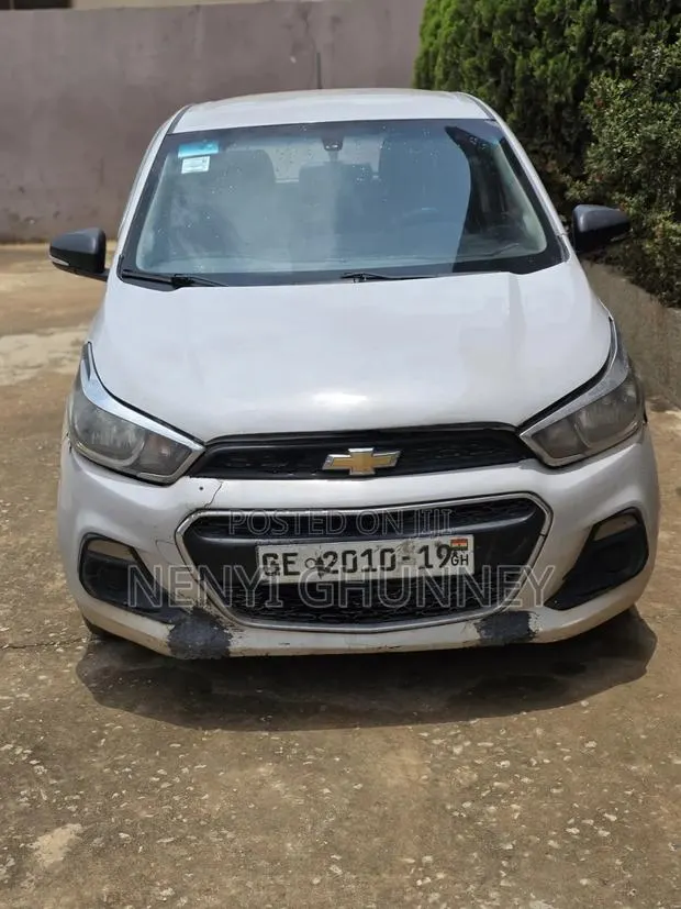 Chevrolet Spark 2016 Beige · Photo 1