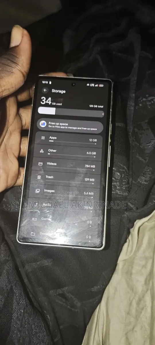 Google Pixel 7a 128 GB White · Photo 1