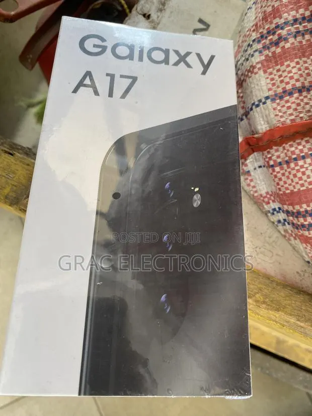 New Samsung Galaxy A17 5G 256 GB Black · Photo 1