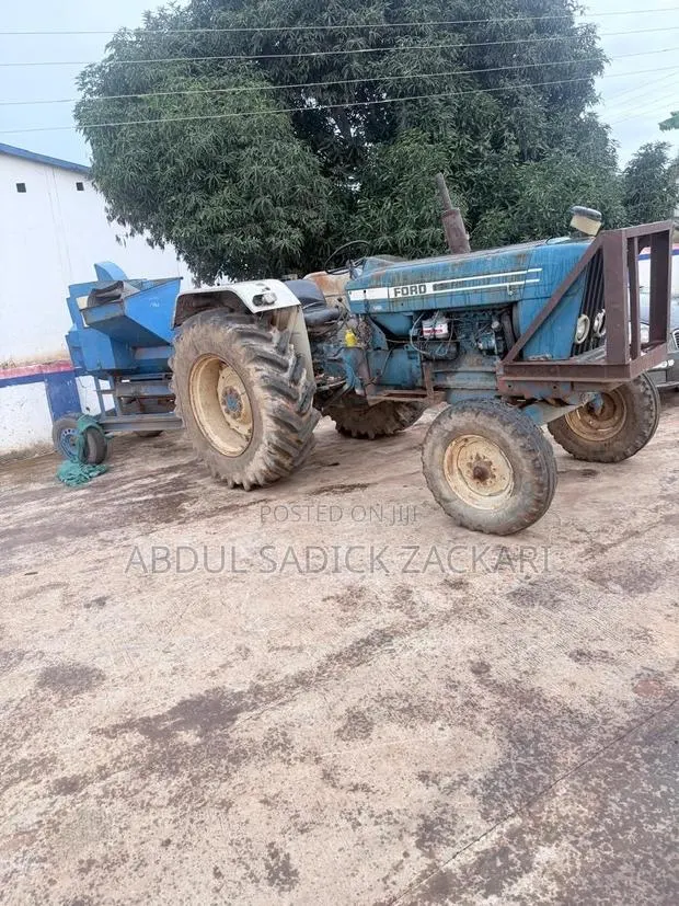 Ford Tractor 5000 · Photo 1