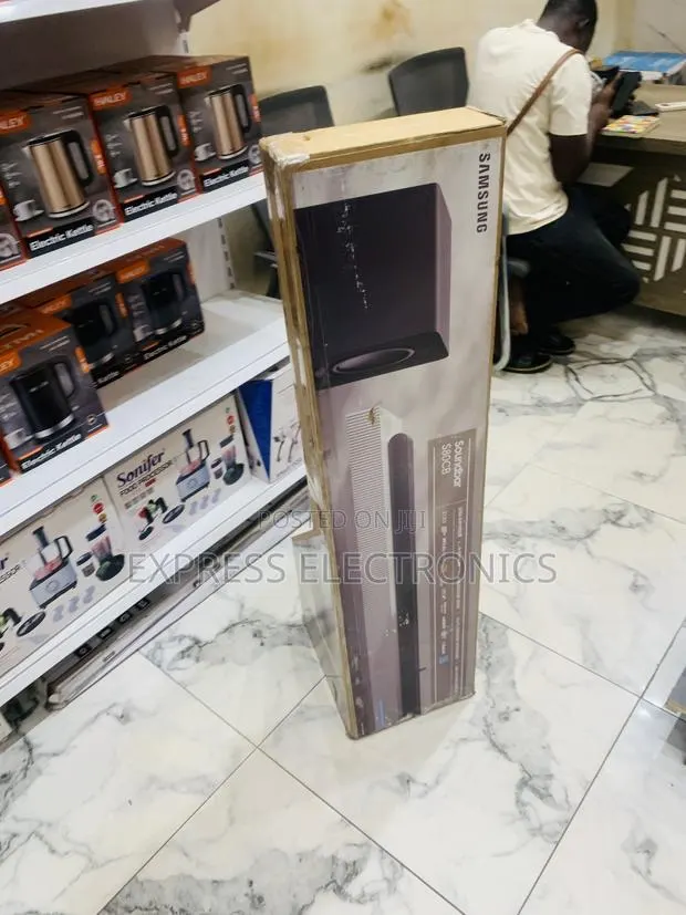 Quality Sleek Samsung S80cb · Photo 1