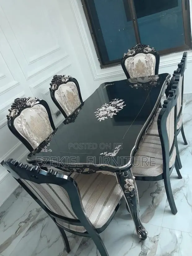 Executive Dining Set · Photo 1