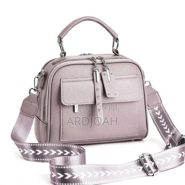 Affordable Laddies Handbag · Photo 1
