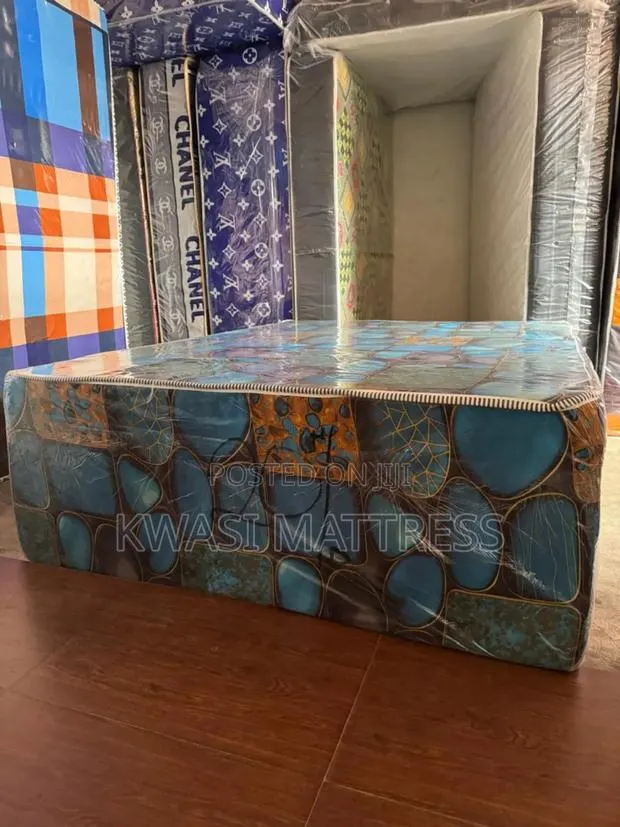 20 Inches High Density Mattress · Photo 1