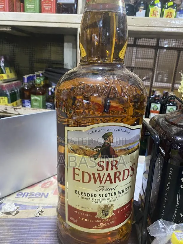 Sir Edward’s Finest Whiskey 4.5L · Photo 1