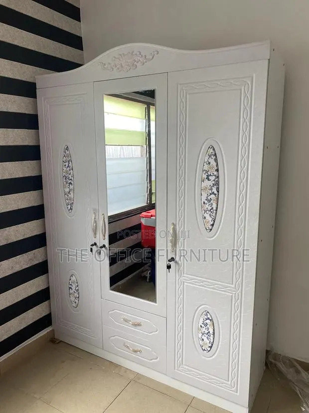 3in1 Wardrobe (Big) · Photo 1