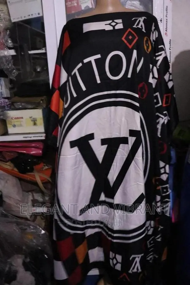 Louis Vitton Patapata or Kaftan · Photo 1