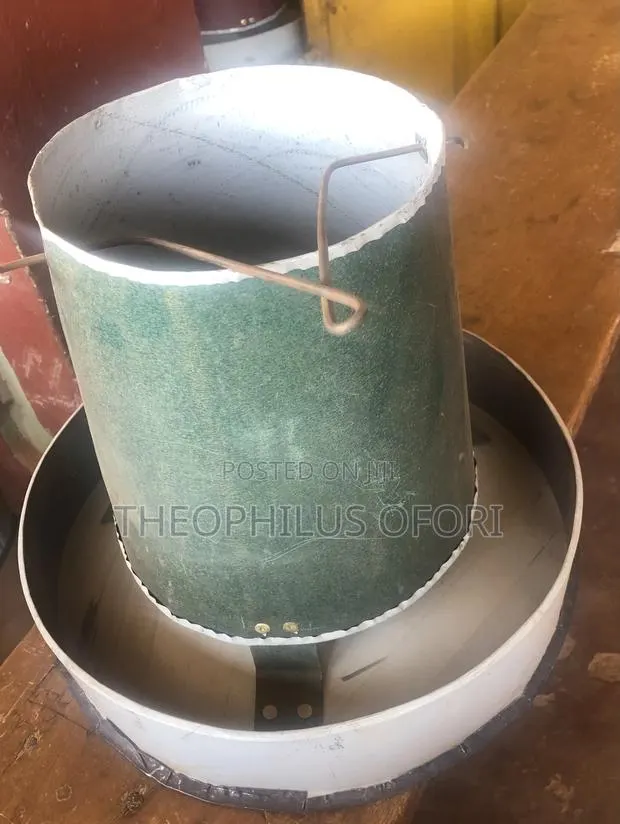 Feeders for Sale · Photo 1