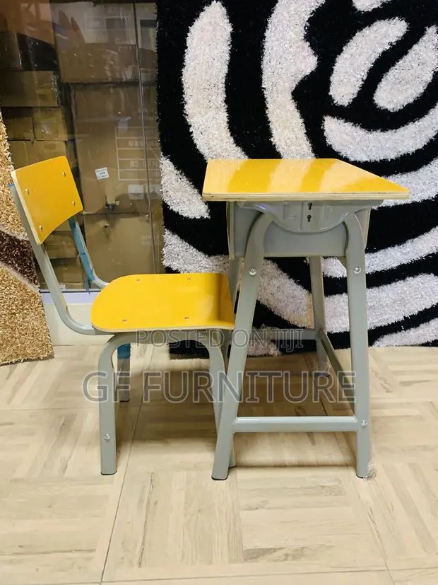 Sturdy Yellow Student Desk Chair Set(Wholesale) · Photo 3
