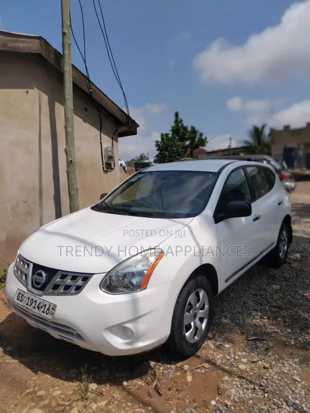 Nissan Rogue 2013 White · Photo 1