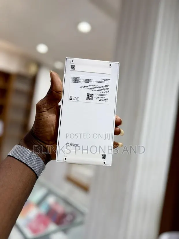 New Samsung Galaxy A56 256 GB Bronze · Photo 1