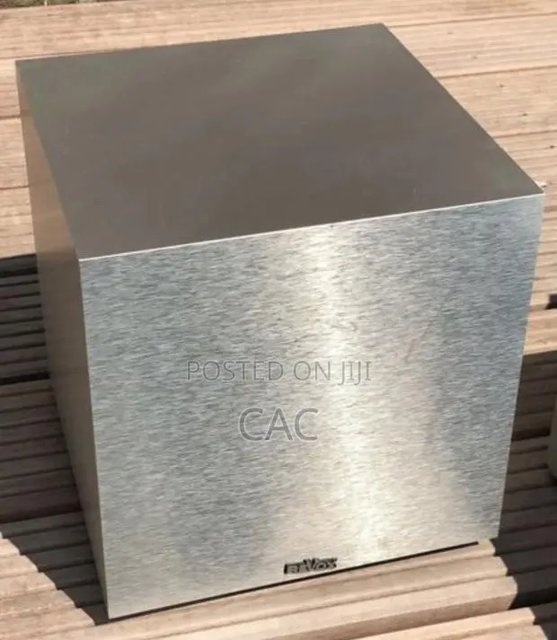 Revox Elegance Active Bass MK2 · Photo 1