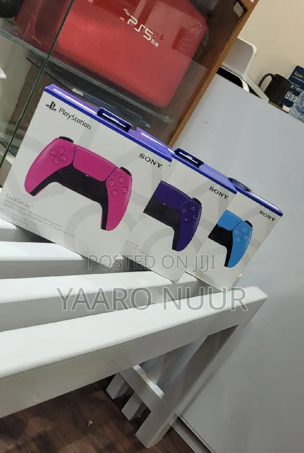 Brand New Playstation 5 Controllers · Photo 1