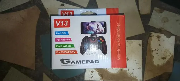 V3 Wireless Android Game Controller With Phoneholder · Photo 1